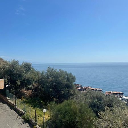 Casa Vacanze Cuzari Appartement Letojanni Buitenkant foto
