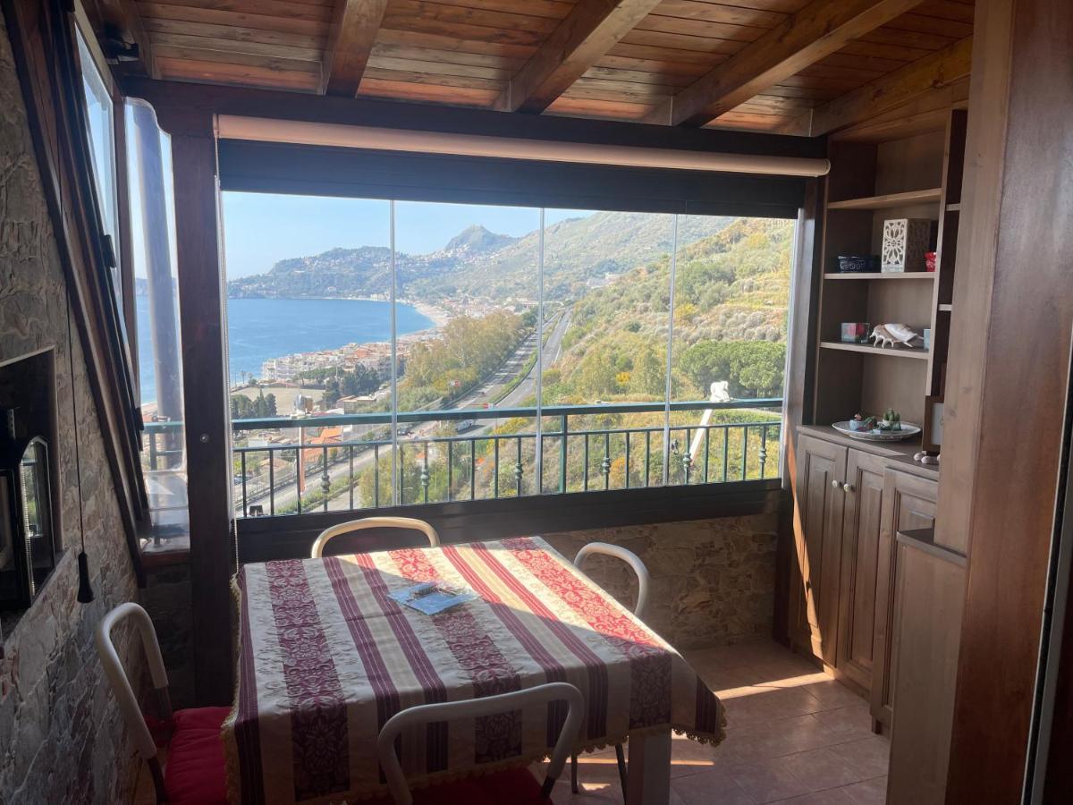 Casa Vacanze Cuzari Appartement Letojanni Buitenkant foto