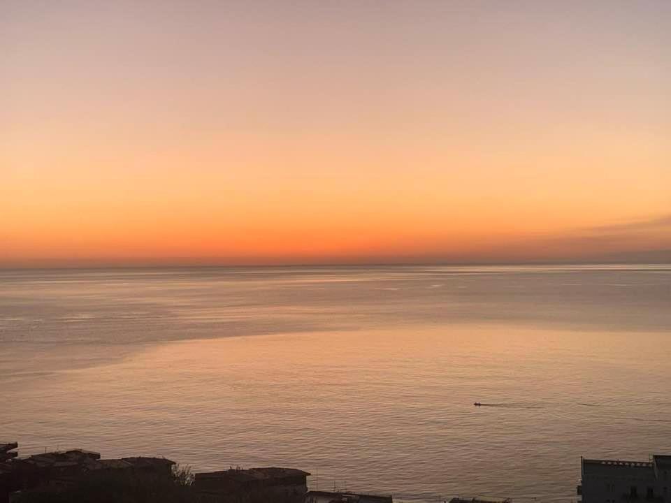 Casa Vacanze Cuzari Appartement Letojanni Buitenkant foto